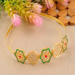 UNIVERSITY TRENDZ Gold-Plated Kundan Studded Sheeshphool Head Jewellery-picture-31