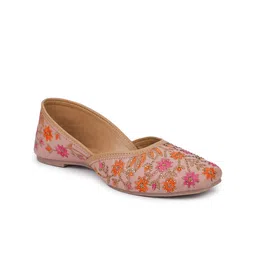 Shezone Women Peach-Coloured Printed Mojaris Flats image 2