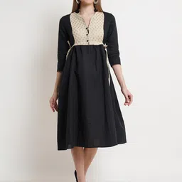 Purple State Colourblocked A-Line Midi Dress-image-98