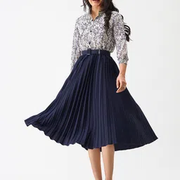 AASK Floral Crepe Midi Dress-image-18