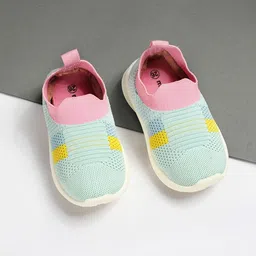 max Girls Textured Slip-On Running Shoes-picture-20