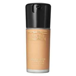 M.A.C Studio Radiance Serum-Powered Hydrating Foundation 30ml - Shade NC40-picture-1