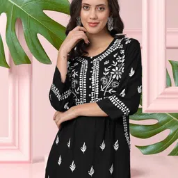 PARAMOUNT CHIKAN Ethnic Motifs Embroidered Lucknowi Chikankari Kurti-picture-16