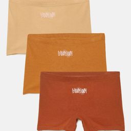 mackly Girls Pack Of 3 Typography Printed Boxer-Style Briefs-picture-1