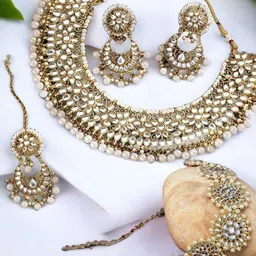 OOMPH Gold-Plated Kundan-Studded & Beaded Jewellery Set-picture-28
