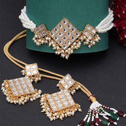 KARATCART Gold-Plated & White Kundan & Beaded Choker Jewellery Set-picture-12