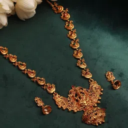 Jazz and Sizzle Gold-Plated Stone-Studded & Beaded Jewellery Set-picture-18