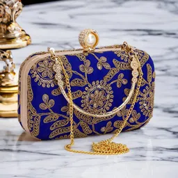 Toobacraft Embellished Box Clutch-picture-21