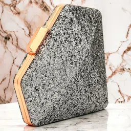 Toobacraft Embellished Box Clutch-picture-16