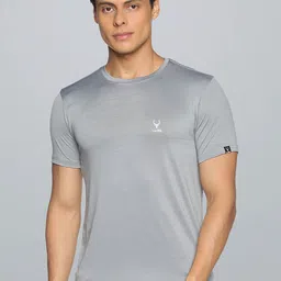 Wildbrocket Men Grey Slim Fit T-shirt-picture-23