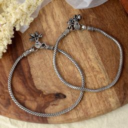 Silvermerc Designs Set Of 2 Oxidised Silver-plated Anklets-picture-38