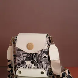 HAUTE SAUCE by Campus Sutra Printed Shopper Sling Bag-picture-10