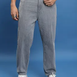 HIGHLANDER Men Relaxed Fit Clean Look Cotton Jeans image 1