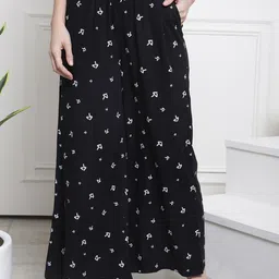 Claura Women Mid-Rise Cotton Printed Flared Lounge Pants-image-24