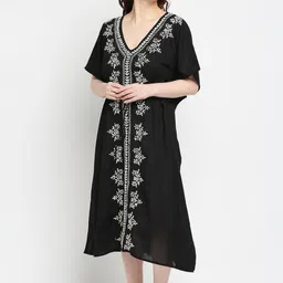 Indiankala4u Women Black & Cream-Coloured Ethnic Motifs Embroidered Chikankari Kaftan Kurta-picture-33