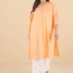 Big Hello - The Plus Life V-Neck Cotton Thread Work Kurta-picture-18