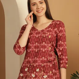 Roly Poly Floral Print Cotton Top-image-34