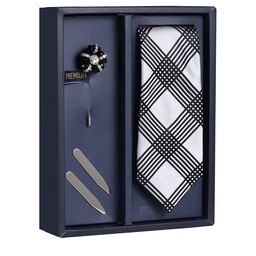 PELUCHE Men Black & White The Refined Sombre Accessory Gift Set-picture-18