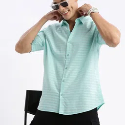 SHOWOFF Standard Slim Fit Horizontal Striped Spread Collar Twill Weave Cotton Shirt-image-71