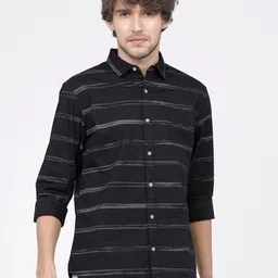 HIGHLANDER Men Black Slim Fit Horizontal Stripes Opaque Striped Casual Shirt-image-88