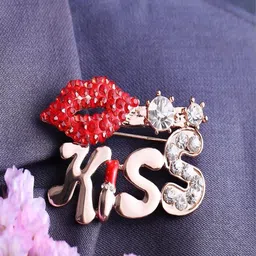 UNIVERSITY TRENDZ Gold-Plated Crystal Studded Kiss Engraved Lips Brooch-picture-17