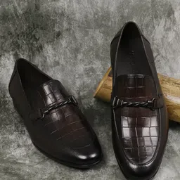 Cobblerz Men Textured Leather Penny Loafers-image-16