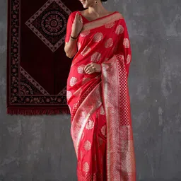 Mitera Ethnic Motifs Woven Design Zari Kanjeevaram Saree-picture-12