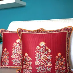 TARA- Sparkling Homes Red & Green 2-Pieces Floral Square Cushion Covers-picture-34