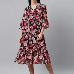 plusS Women Black & Pink Floral Print Wrap Dress-picture-35