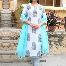 7Threads Ethnic Motifs Printed Straight Kurta With Trousers & Dupatta-picture-23