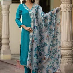 Navlik Embroidered Yoke Design Straight Kurta & Trousers With Dupatta-picture-31