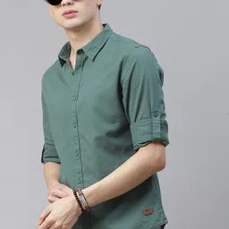 The Roadster Lifestyle Co Men Green Solid Pure Cotton Regular Fit Casual Shirt-image-30