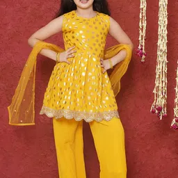 Aj DEZInES Girls Ethnic Motifs Printed Pleated Kurti with Palazzos & With Dupatta-picture-40