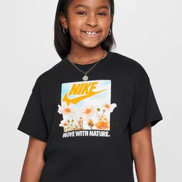 Nike Sportswear Older Kids' (Girls') T-shirt-picture-50