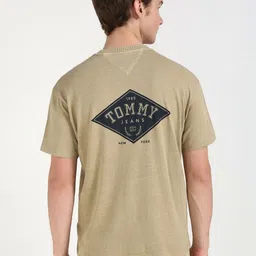 Tommy Hilfiger Men Typography Printed Round Neck Cotton Relaxed Fit T-shirt-picture-54