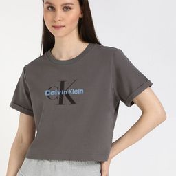 Calvin Klein Jeans Women Typography Extended Sleeves Pockets T-shirt-picture-40
