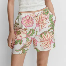 MANGO Women Floral Print High-Rise Shorts-picture-21