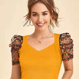 Hinayat Fashion Puff Sleeves Crop Top-image-18