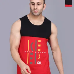 SLOWLORIS Men 2 Printed Pockets Slim Fit T-shirt image 1