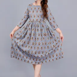 TREND ME Ethnic Motifs Printed Maternity Fit and Flare-picture-40