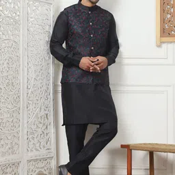 Jompers Men Regular Chikankari Kurta with Churidar image 1