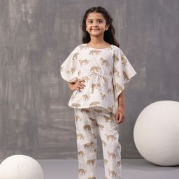 SANSKRUTIHOMES Girls Animal Printed Regular Pure Cotton Night Suits-picture-30