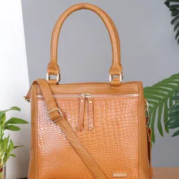 Teakwood Leathers Textured Leather Structured Handheld Bag-picture-35