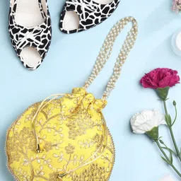 LIKAA Bridal Embroidered Anguri Matka Potli image 1