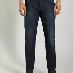 Indian Terrain Men Kruger Tapered Fit Mid-Rise Light Fade Clean Look Stretchable Jeans-picture-41