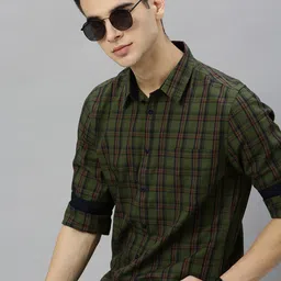 Roadster Men Olive Green & Navy Blue Regular Fit Checked Casual Sustainable Shirt-image-58