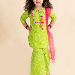 pspeaches Girls Green & Pink Bandhani Embroidered Pure Cotton Kurta With Sharara & Dupatta-picture-18