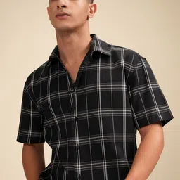HIGHLANDER Men Windowpane Checks Opaque Checked Casual Shirt-picture-17