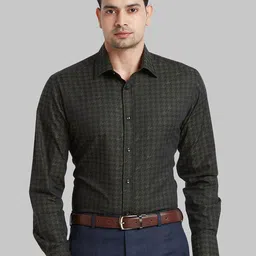 Park Avenue Checked Opaque Cotton Casual Shirt-picture-31