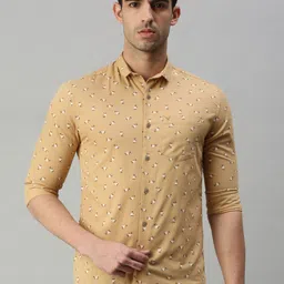 SHOWOFF Men Beige Comfort Slim Fit Floral Printed Casual Shirt-picture-39